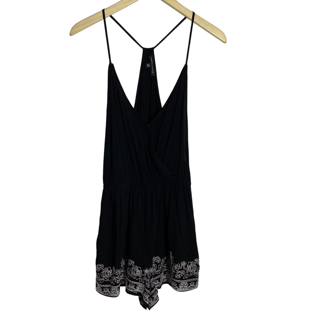 KENDALL & KYLIE Romper Womans M Black Shorts Spaghetti Strap White Embroidery